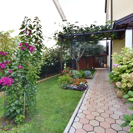 Elizabeta By Interhome