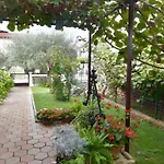 Elizabeta By Interhome *