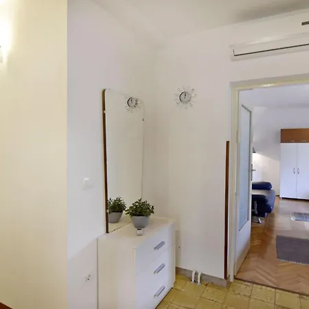 Apartment Elizabeta By Interhome Umag