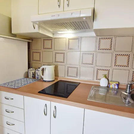 Elizabeta By Interhome Umag