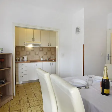 Apartman Elizabeta By Interhome Umag