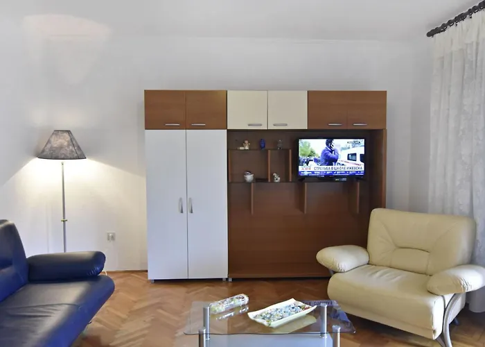 Elizabeta By Interhome *